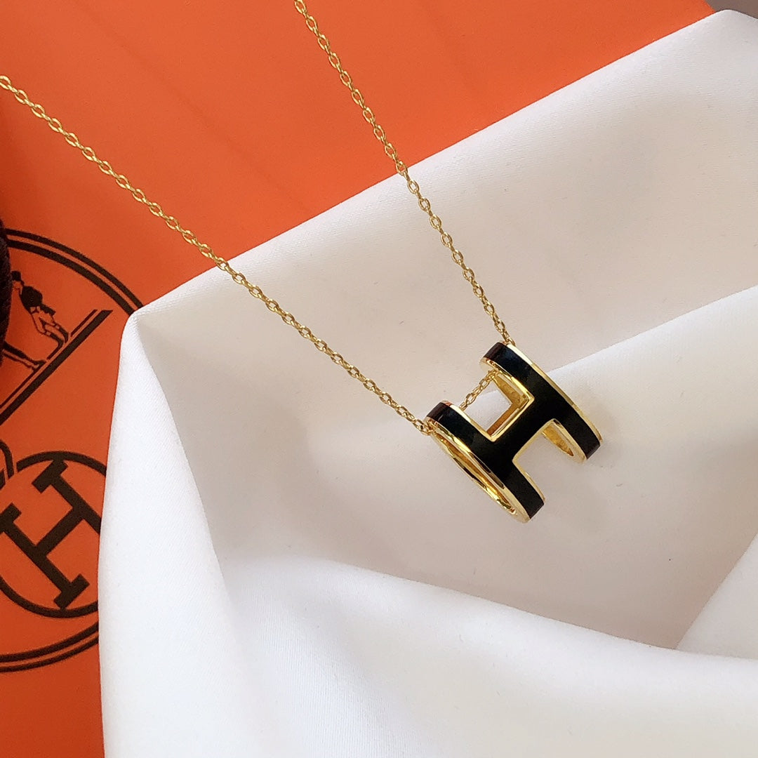 [Shinejoy]HM CLIC BLACK ENAMEL GOLD NECKLACE