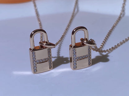 [Shinejoy]HM ADVANCED NICHE LOCK HEAD NECKLACE DIAMONDS