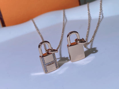 [Shinejoy]HM ADVANCED NICHE LOCK HEAD NECKLACE DIAMONDS
