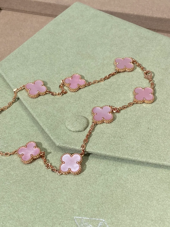 [Shinejoy Jewellery] Pink Necklace with Ten Clover Designs