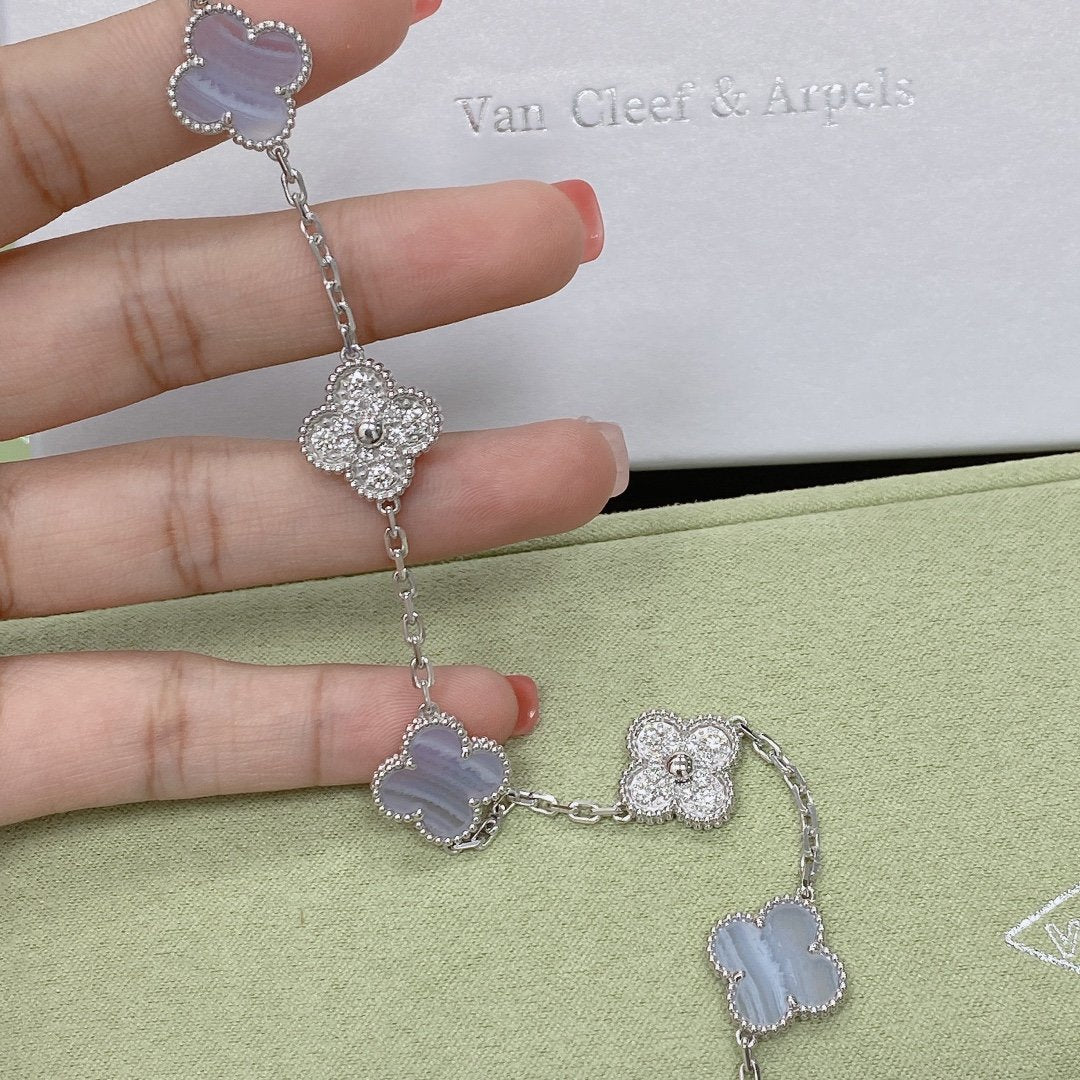 [Shinejoy] CLOVER 5 MOTIF PURPLE CHALCEDONY BRACELET COLLECTION