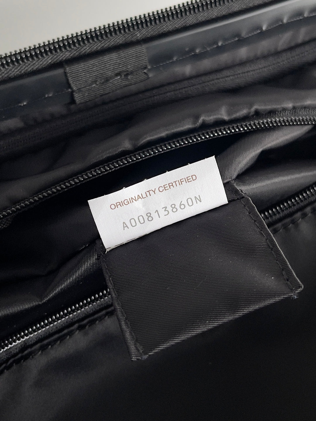 BOTTEGA VENETA 25S VALISE DE CABINE ODYSSEY MOTIF INTRECCIO 3D 55 CM EN CUIR DE VEAU NOIR