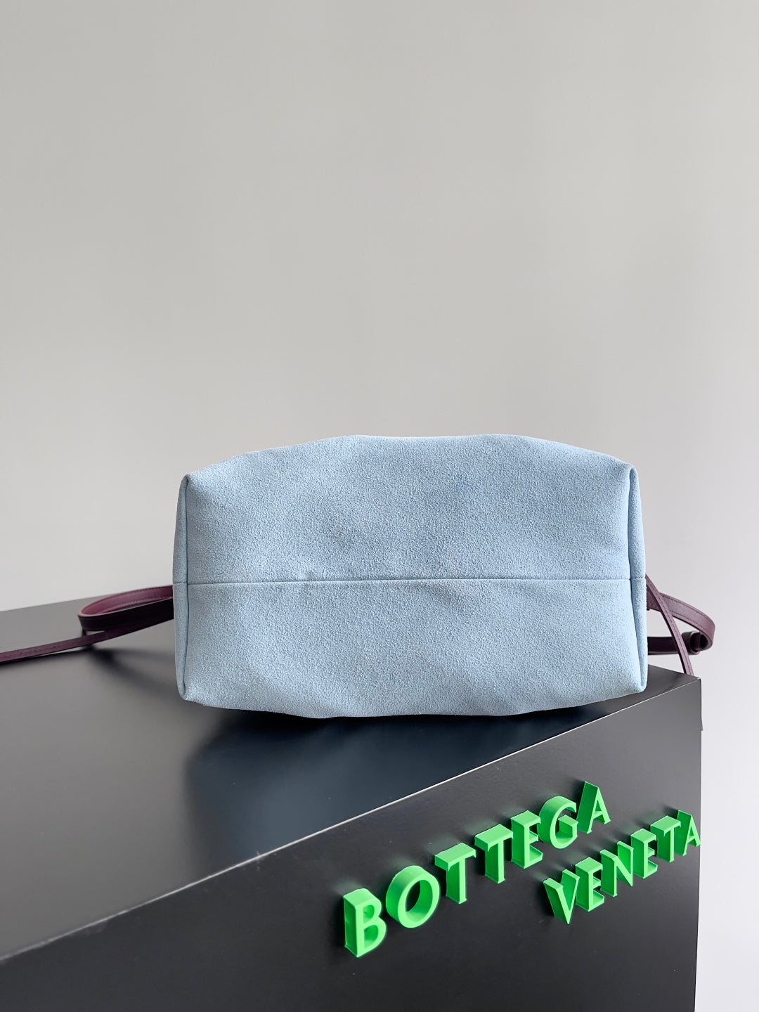 SAC CABAS RÉVERSIBLE PETITE PINACOTECA 24 EN PEAU D'AGNEAU MADDER BROWN ET DAIM BLEU CLAIR