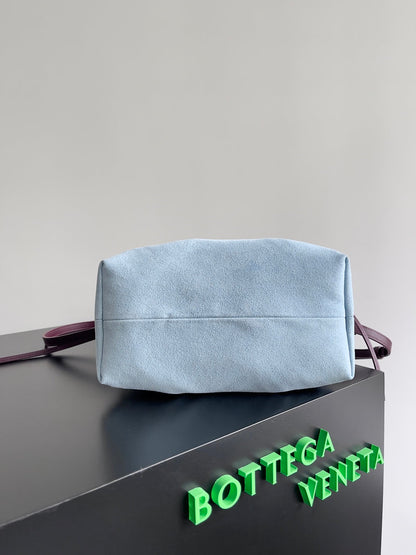 SAC CABAS RÉVERSIBLE PETITE PINACOTECA 24 EN PEAU D'AGNEAU MADDER BROWN ET DAIM BLEU CLAIR