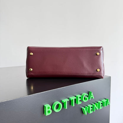 SAC BOTTEGA VENETA 25S MEDIUM CIAO CIAO 26 EN CUIR DE VEAU BOURGOGNE