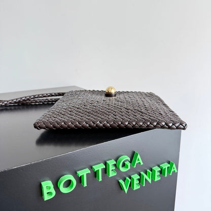 SAC TOSCA BOTTEGA VENETA 25S EN CUIR DE VEAU MARRON FONCÉ MATÉRIEL DORÉ