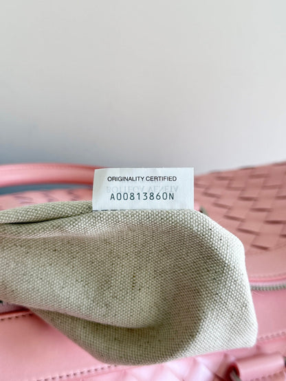 BOTTEGA VENETA 25S INTRECCIATO CABIN DUFFLE 55 EN CUIR DE VEAU ROSE PÂLE