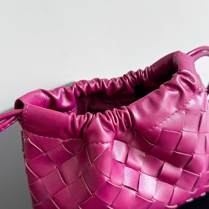 BOTTEGA VENETA 25S PETIT DUSTBAG 21 EN AGNEAU ROSE FONCÉ