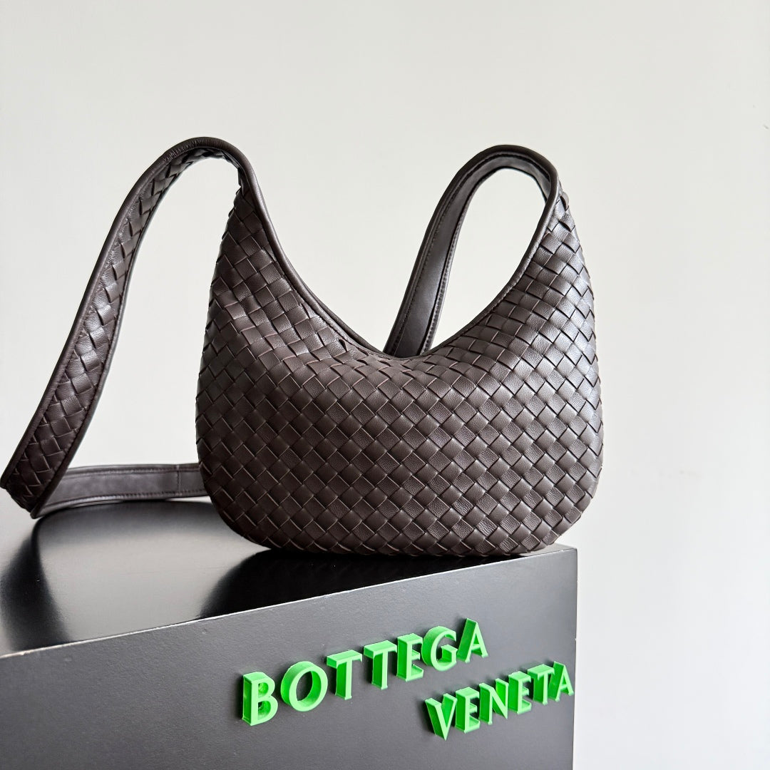 SAC VENETO BOTTEGA VENETA 25S 27 EN CUIR DE VEAU MARRON FONCÉ AVEC QUINCAILLERIE ARGENTÉE