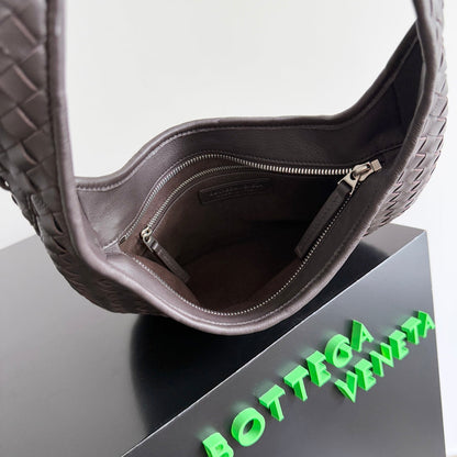 SAC VENETO BOTTEGA VENETA 25S 27 EN CUIR DE VEAU MARRON FONCÉ AVEC QUINCAILLERIE ARGENTÉE