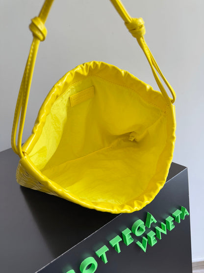 BOTTEGA VENETA 25S SAC ANTI-POUSSIÈRE MOYEN 32 EN CUIR DE VEAU JAUNE CITRON