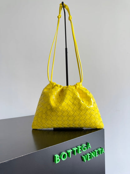 BOTTEGA VENETA 25S SAC ANTI-POUSSIÈRE MOYEN 32 EN CUIR DE VEAU JAUNE CITRON