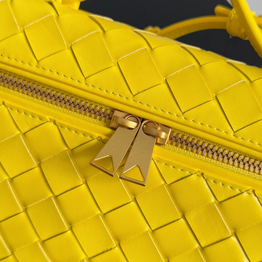 BOTTEGA VENETA 25S BANG BANG 22 EN CUIR DE VEAU INTRECCIATO JAUNE CITRON QUINCAILLERIE DORÉE