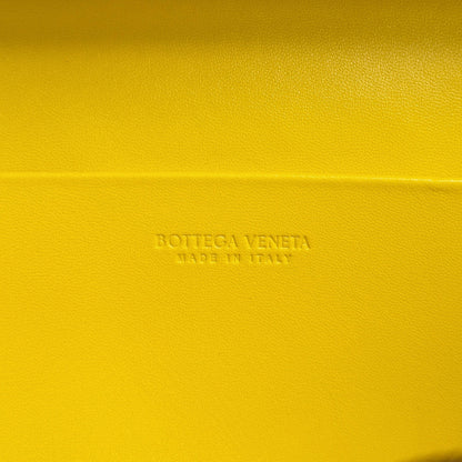 BOTTEGA VENETA 25S BANG BANG 22 EN CUIR DE VEAU INTRECCIATO JAUNE CITRON QUINCAILLERIE DORÉE