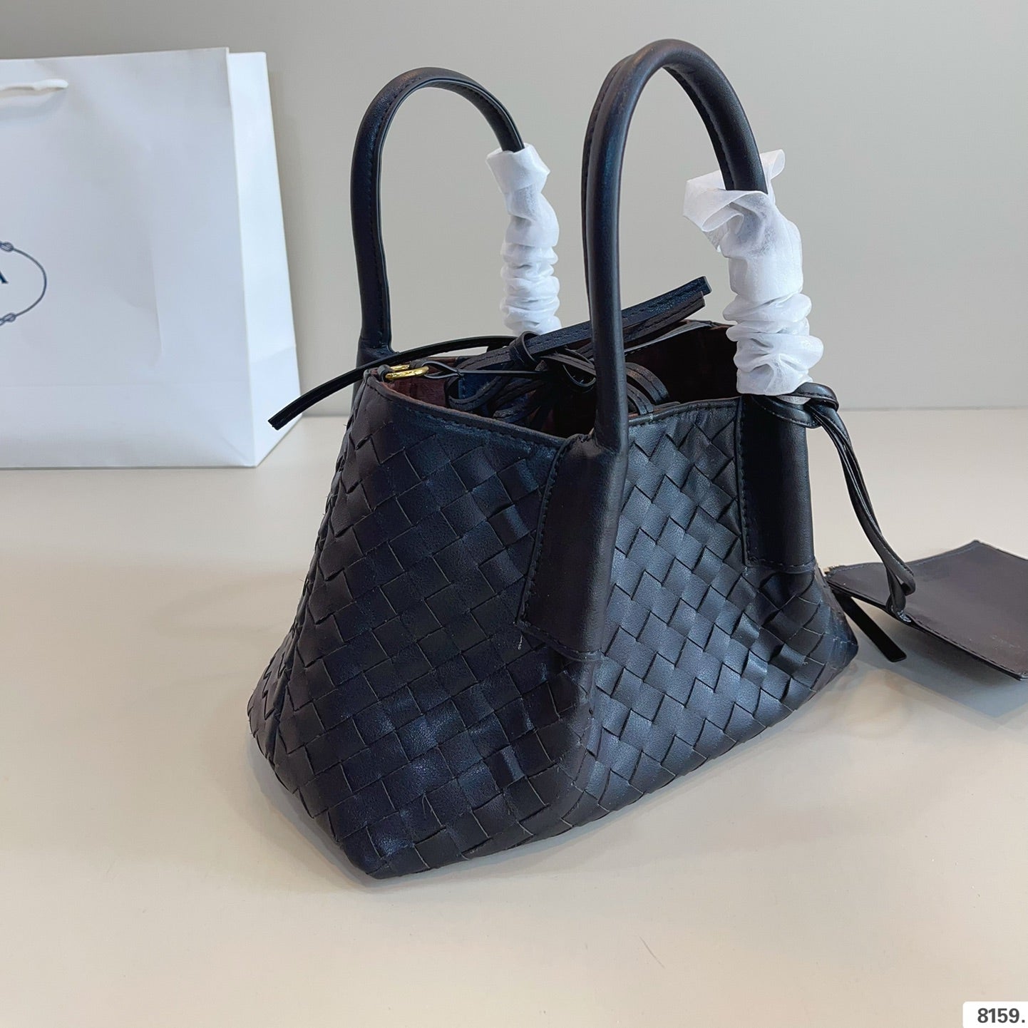 PETIT SAC CABAS PINACOTECA 25 EN CUIR DE VEAU NOIR