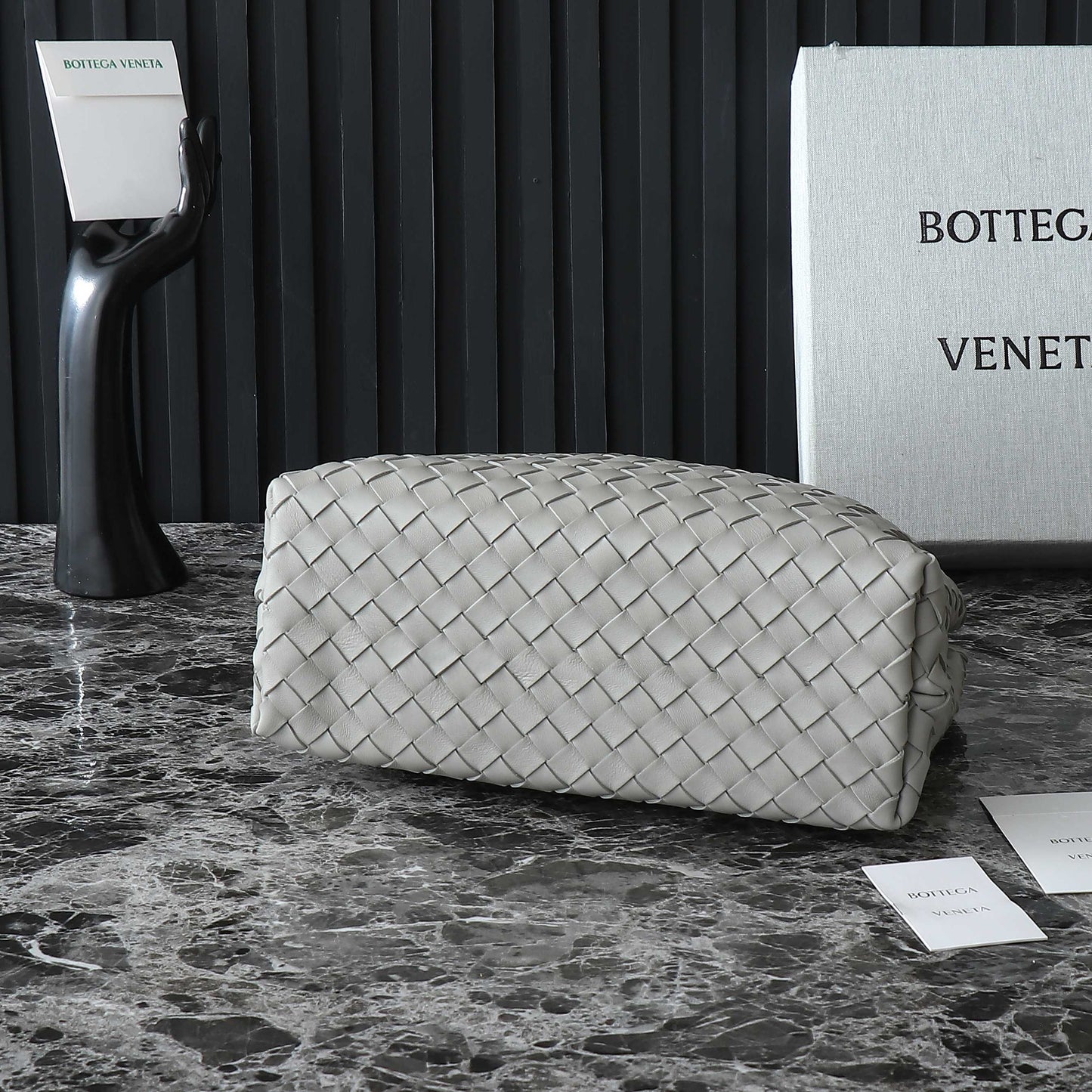 BV MEDIUM ANDIAMO 32CM AGNEAU GRIS