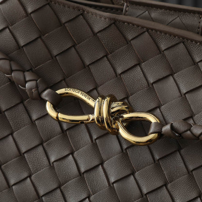 BOTTEGA VENETA 25S GRAND SAC ANDIAMO 42 EN CUIR DE VEAU MARRON FONCÉ AVEC QUINCAILLERIE DORÉE
