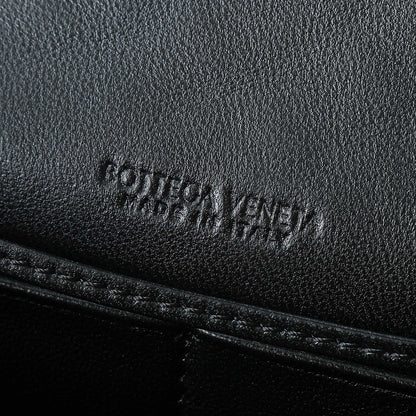 BOTTEGA VENETA 25S POCHETTE ANDIAMO 19 EN CUIR DE VEAU NOIR QUINCAILLERIE DORÉE