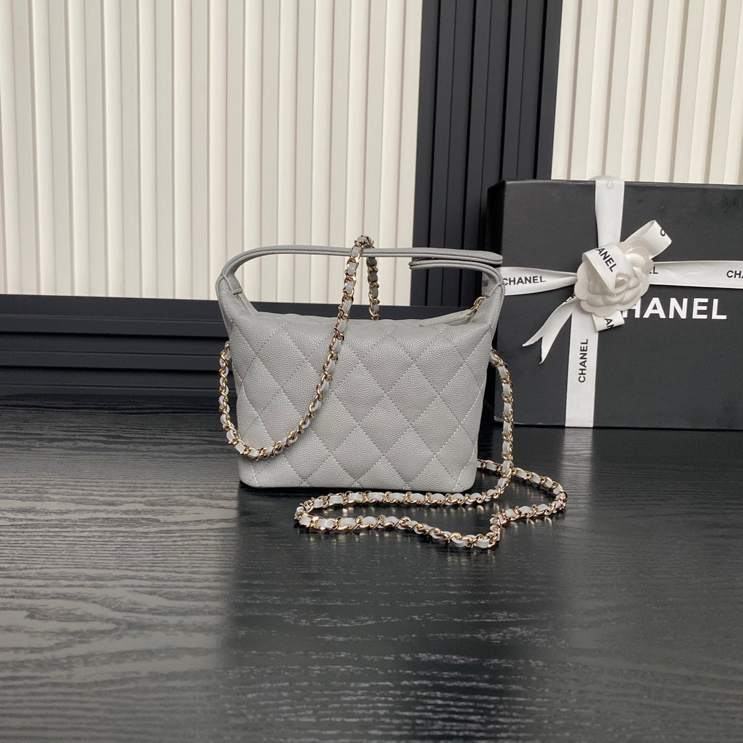 SAC HOBO 21 EN CUIR DE VEAU GRAINÉ RHINO GRAY, FINITIONS DORÉES