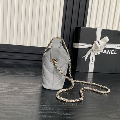 SAC HOBO 21 EN CUIR DE VEAU GRAINÉ RHINO GRAY, FINITIONS DORÉES