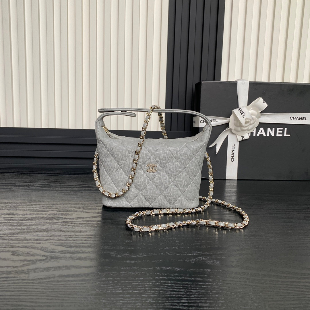 SAC HOBO 21 EN CUIR DE VEAU GRAINÉ RHINO GRAY, FINITIONS DORÉES