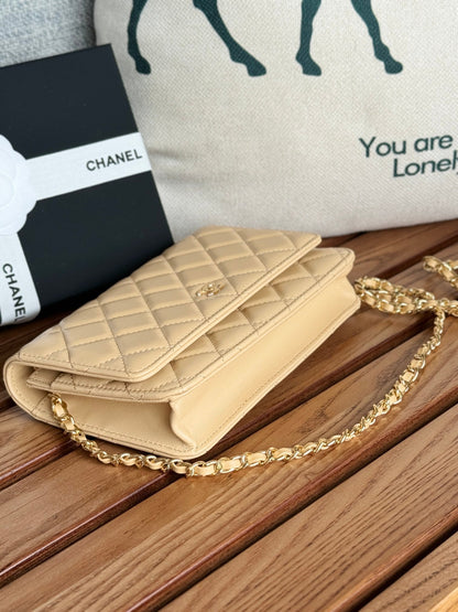 Sac CC WOC ENTRUPY 19 en veau crème foncé