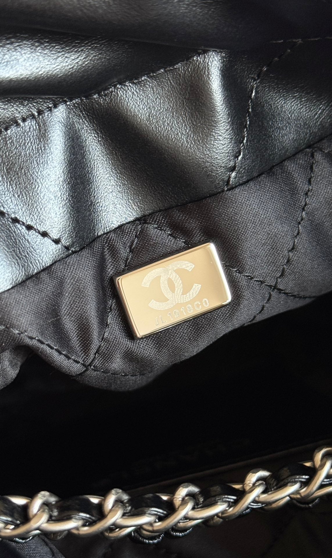 SAC HOBO MINI CC 20 EN CUIR DE VEAU NOIR MÉTALLERIE ARGENTÉE