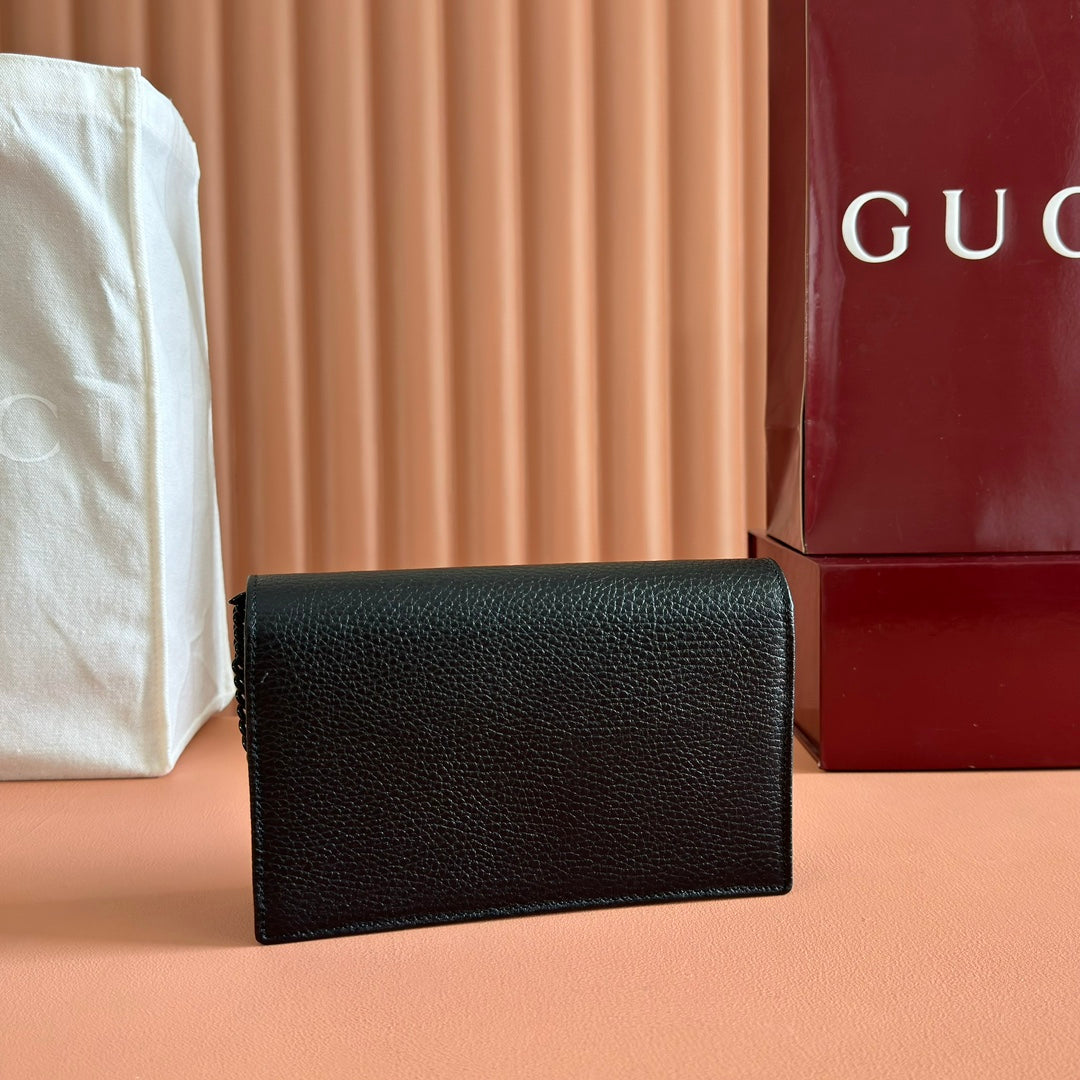 GG MARMONT 20 MINI CHAIN BAG IN BLACK CALFSKIN