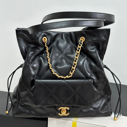 SAC CABAS MAXI 36 EN AGNEAU NOIR MÉTALLISÉ DORÉ