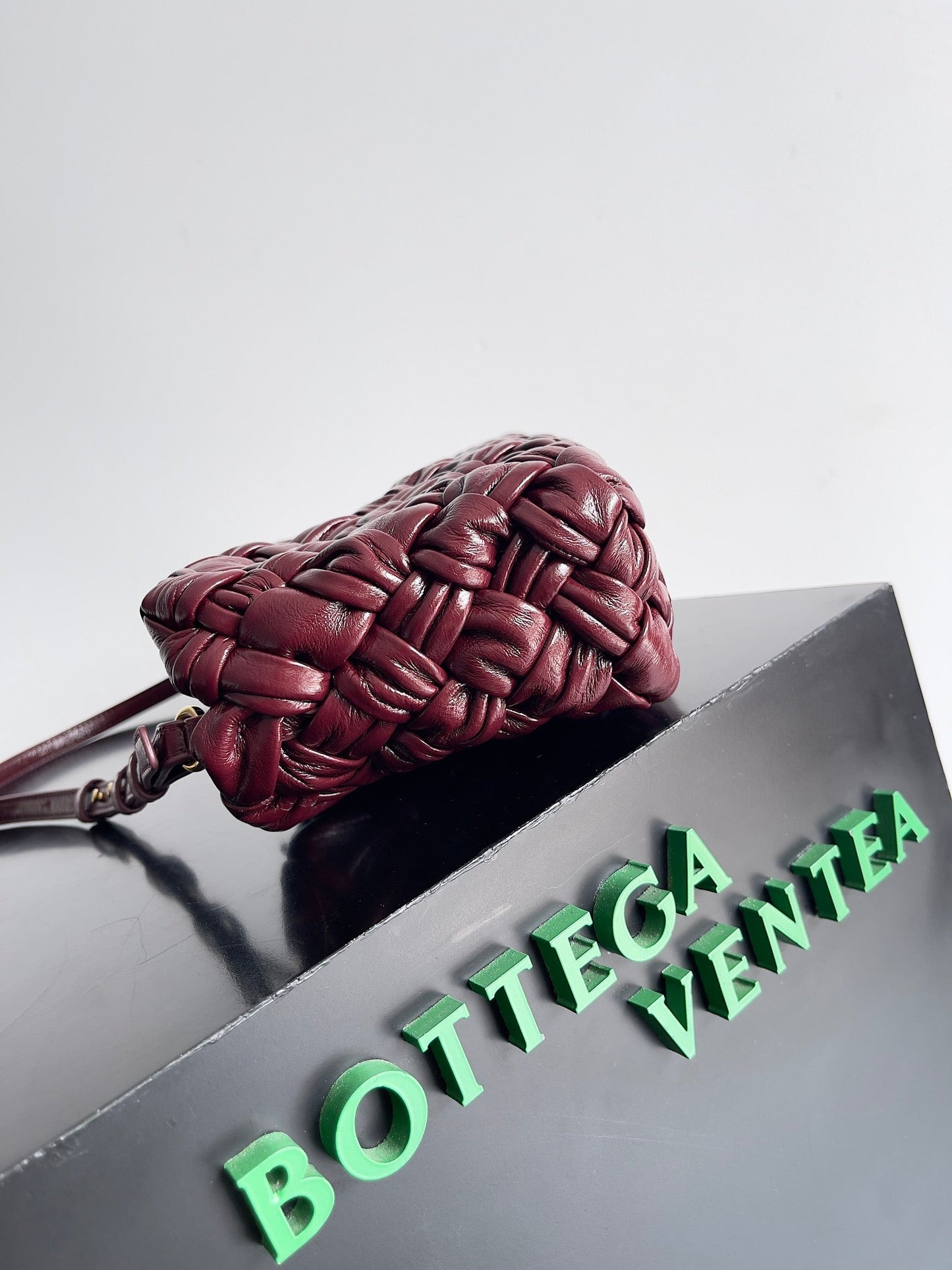 POCHETTE KELIMERO CHA-CHA 28.5 EN AGNEAU BORDEAUX