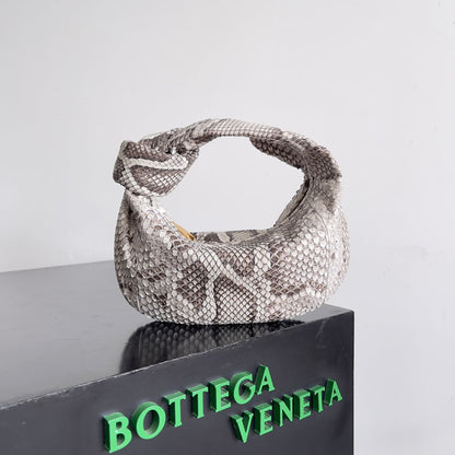 MINI JODIE 23 EN CUIR DE VEAU FAÇON SERPENT