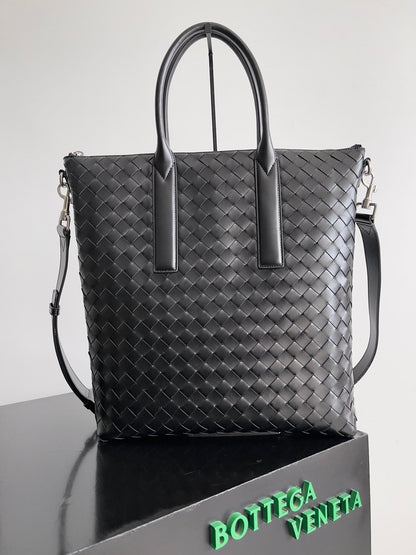 BOTTEGA VENETA 25S ANDIAMO GRAND INTRECCIATO 39 EN CUIR DE VEAU NOIR