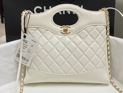 SAC SHOPPING CC MINI 23 EN CUIR DE VEAU BLANC