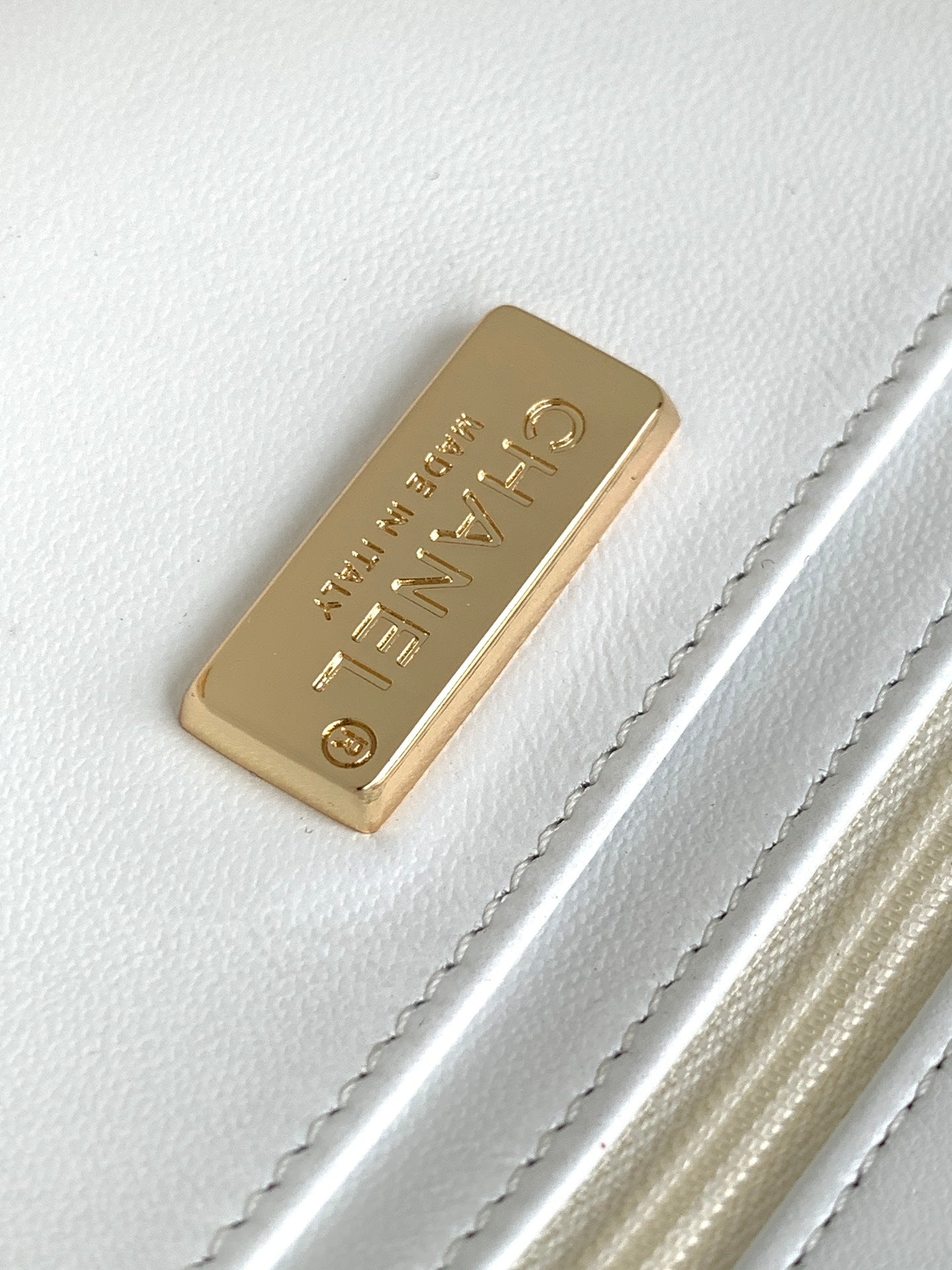MINI SAC À MAIN CLASSIQUE 20 EN TWEED BRODÉ DE PAILLETTES BLANC