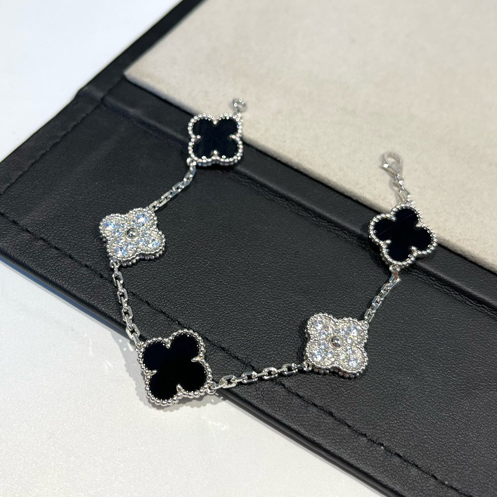 [Shinejoy] CLOVER 5 MOTIF ONYXS BRACELET COLLECTION