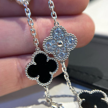 [Shinejoy] CLOVER 5 MOTIF ONYXS BRACELET COLLECTION