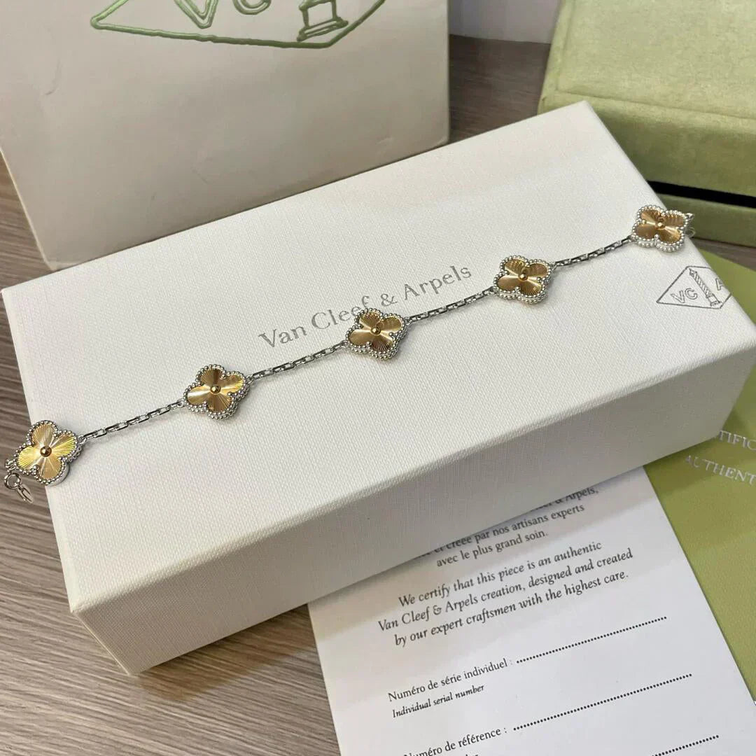 [Shinejoy] CLOVER 5 MOTIF LASER BRACELET COLLECTION