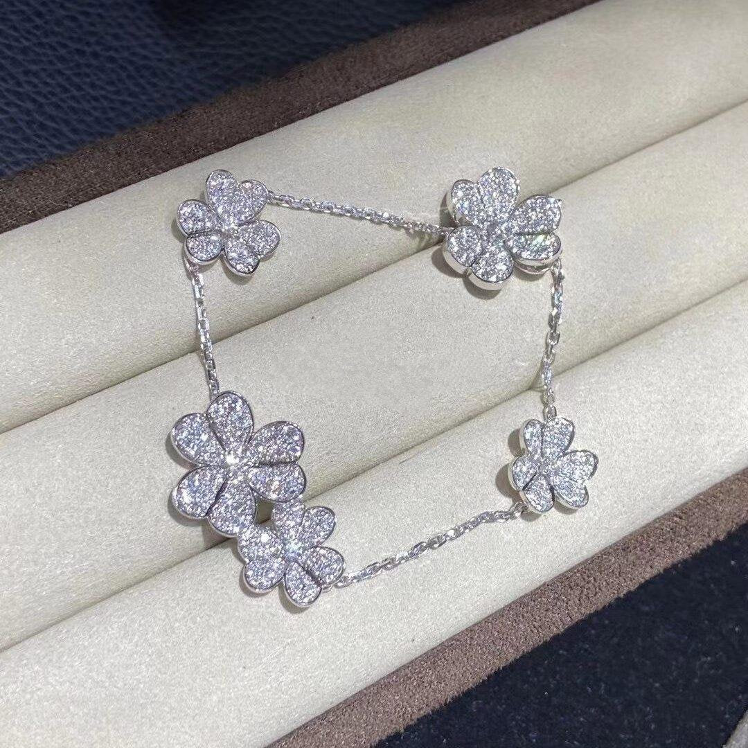 [Shinejoy]FRIVOLE SILVER 5 FLOWERS BRACELET