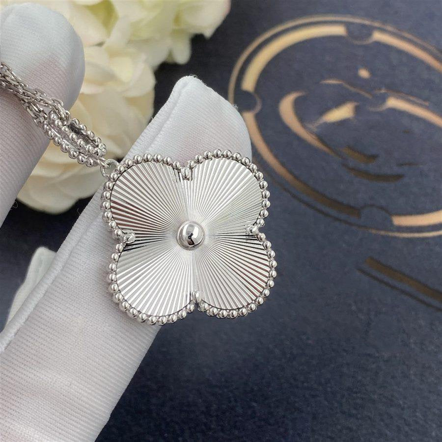[Shinejoy]CLOVER 25MM SILVER BIG CLOVER NECKLACE