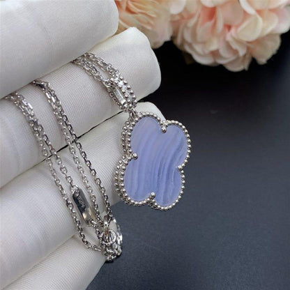 [Shinejoy]CLOVER SILVER CHALCEDONY BIG CLOVER NECKLACE
