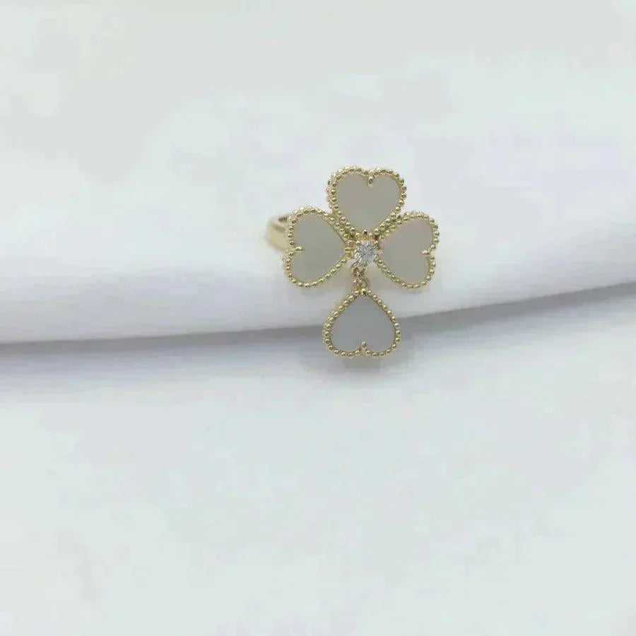 [Shinejoy]SWEET CLOVER WHITE MOP RING