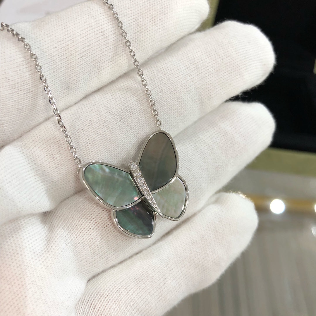 [Shinejoy]LARGE BUTTERFLY SILVER PENDANT DIAMOND NECKLACE