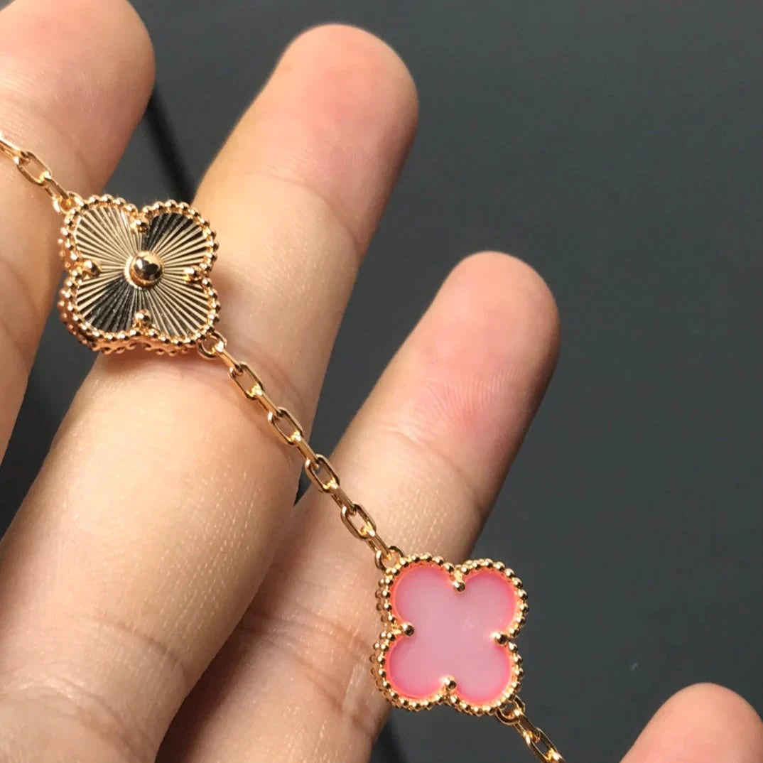 [Shinejoy] CLOVER 5 MOTIFS  PINK MOP BRACELET COLLECTION